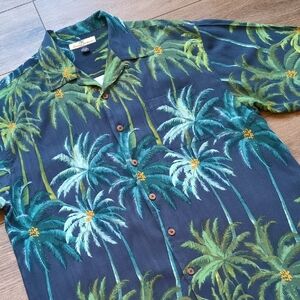 Tommy Bahama 100% Silk Hawaiian Short Sleeve Shirt - Navy Tropical Palm Trees L‎